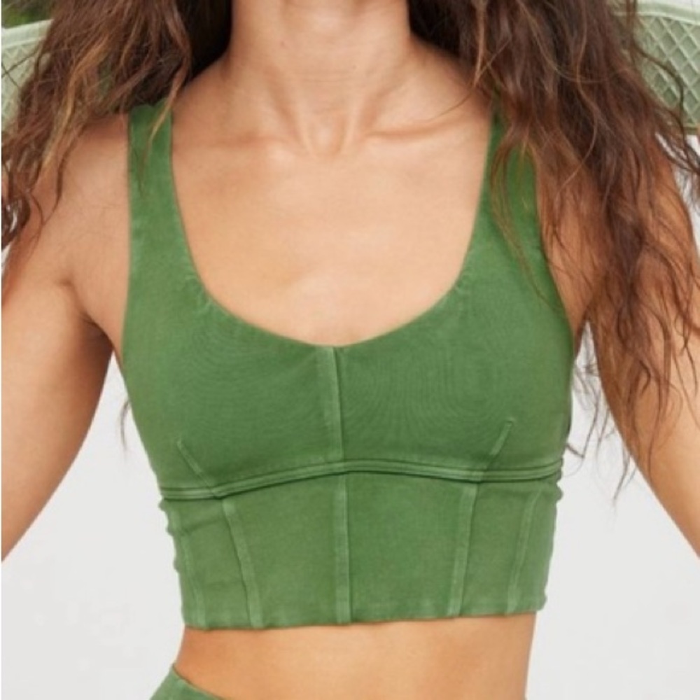 WANT: XL / XXL ANY COLOR iso